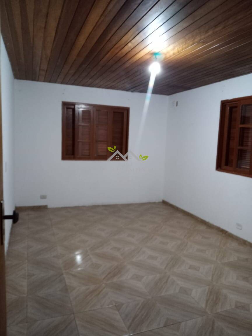 Casa à venda com 2 quartos, 70m² - Foto 13