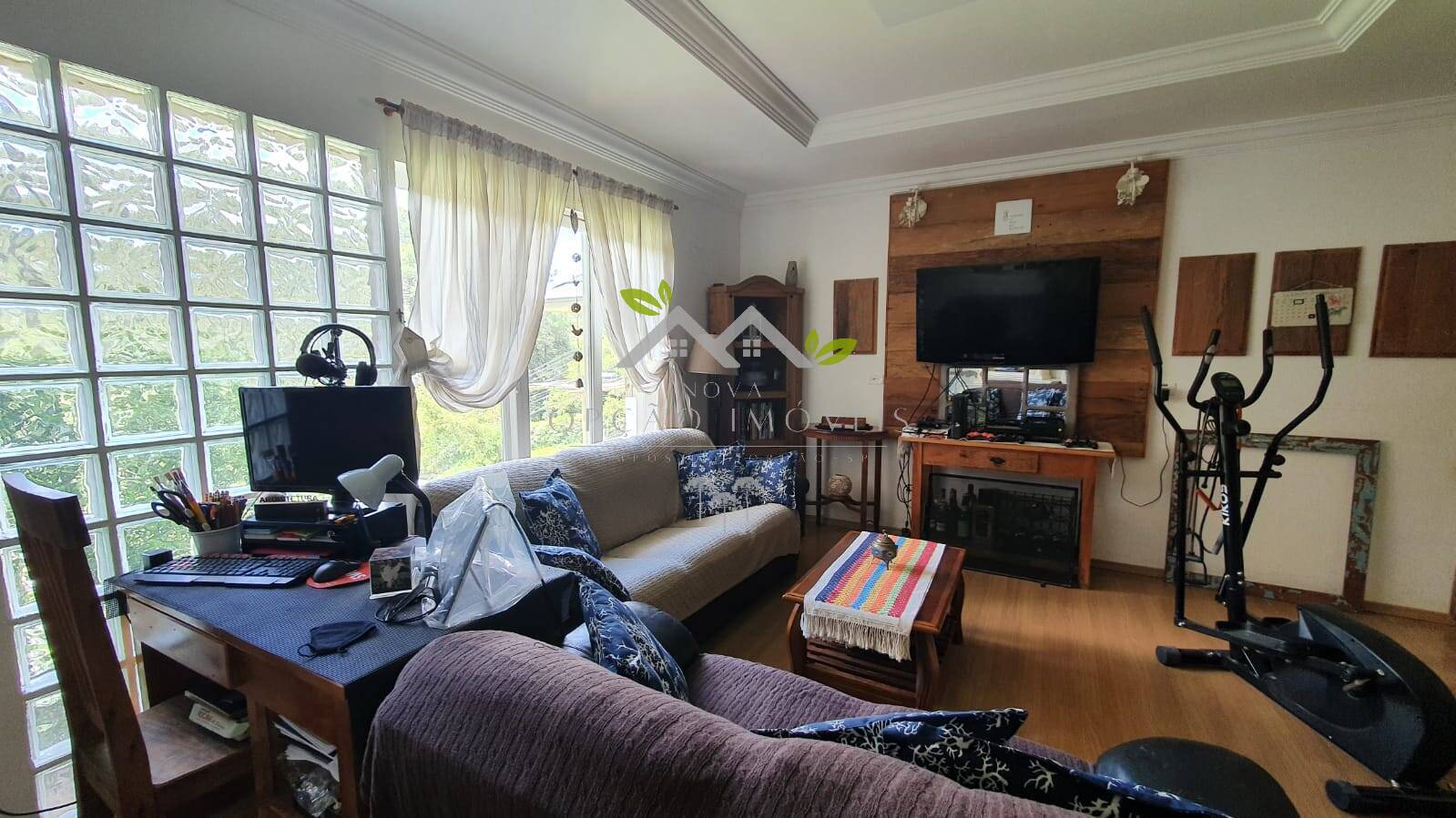 Casa à venda com 10 quartos, 550m² - Foto 4