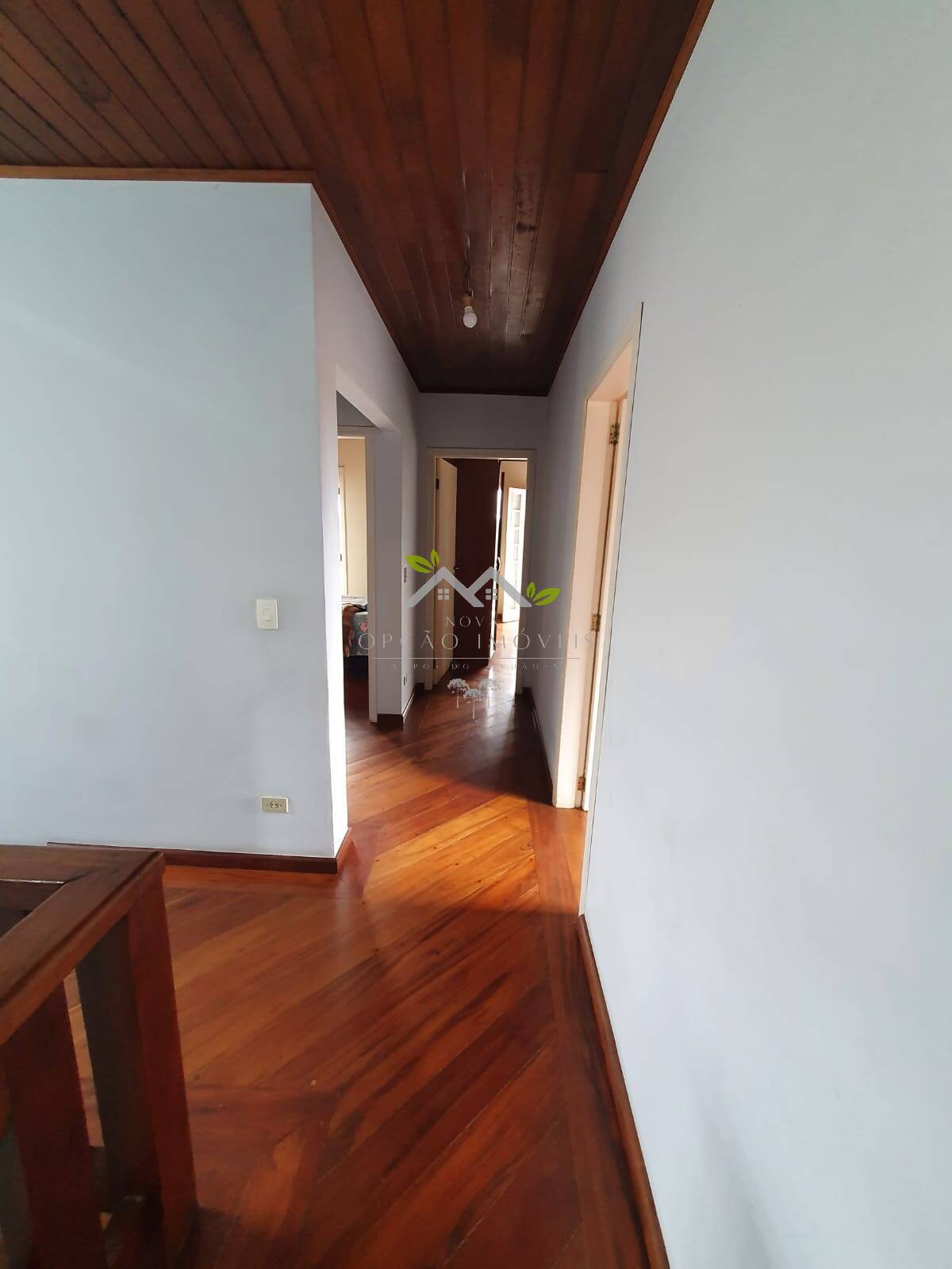 Casa à venda com 4 quartos, 184m² - Foto 5