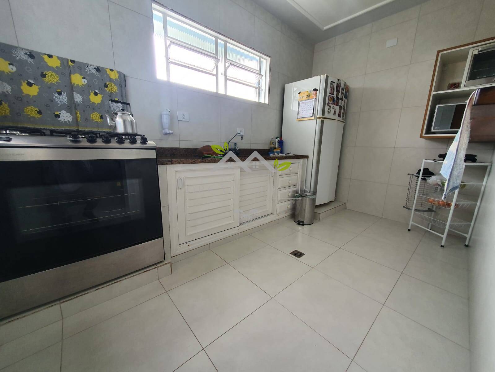 Casa à venda com 4 quartos, 184m² - Foto 8