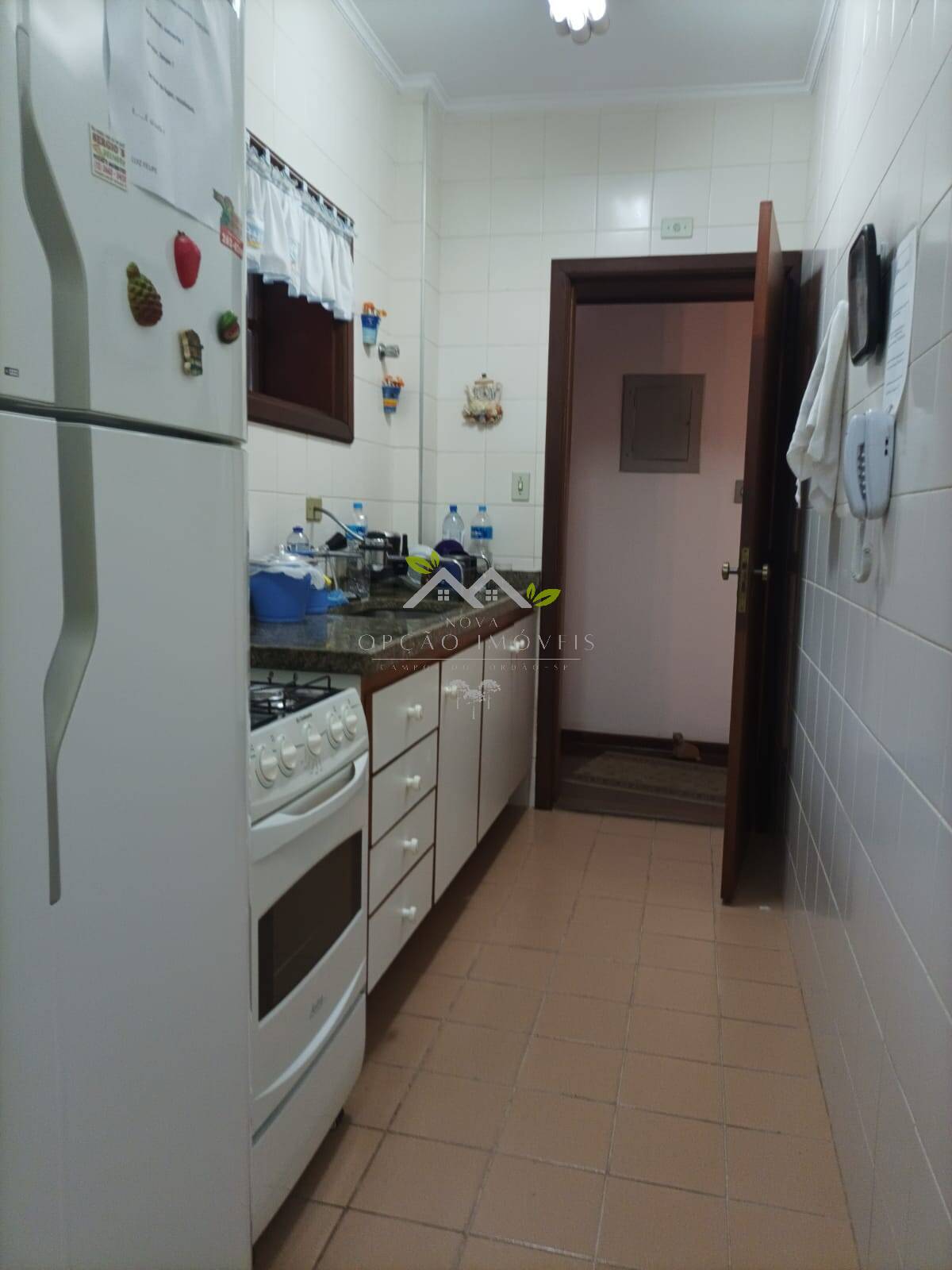 Apartamento à venda com 3 quartos, 75m² - Foto 9