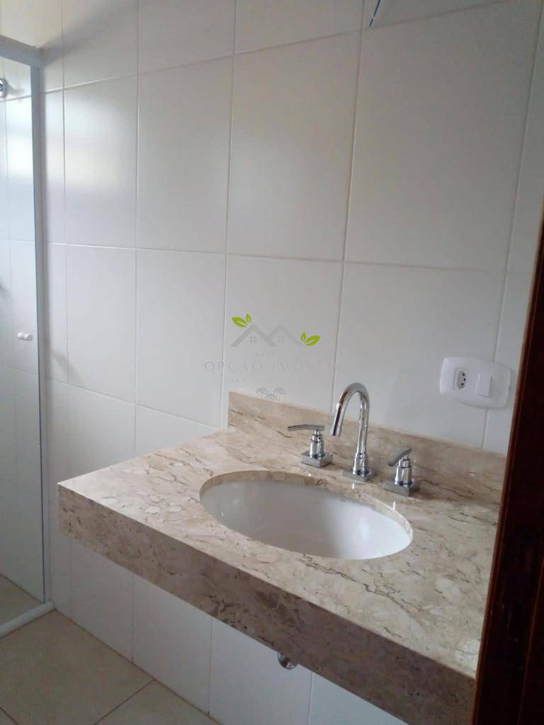 Casa à venda com 4 quartos, 240m² - Foto 15