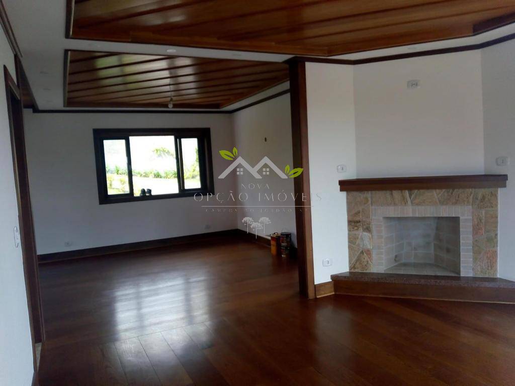 Casa à venda com 4 quartos, 240m² - Foto 4