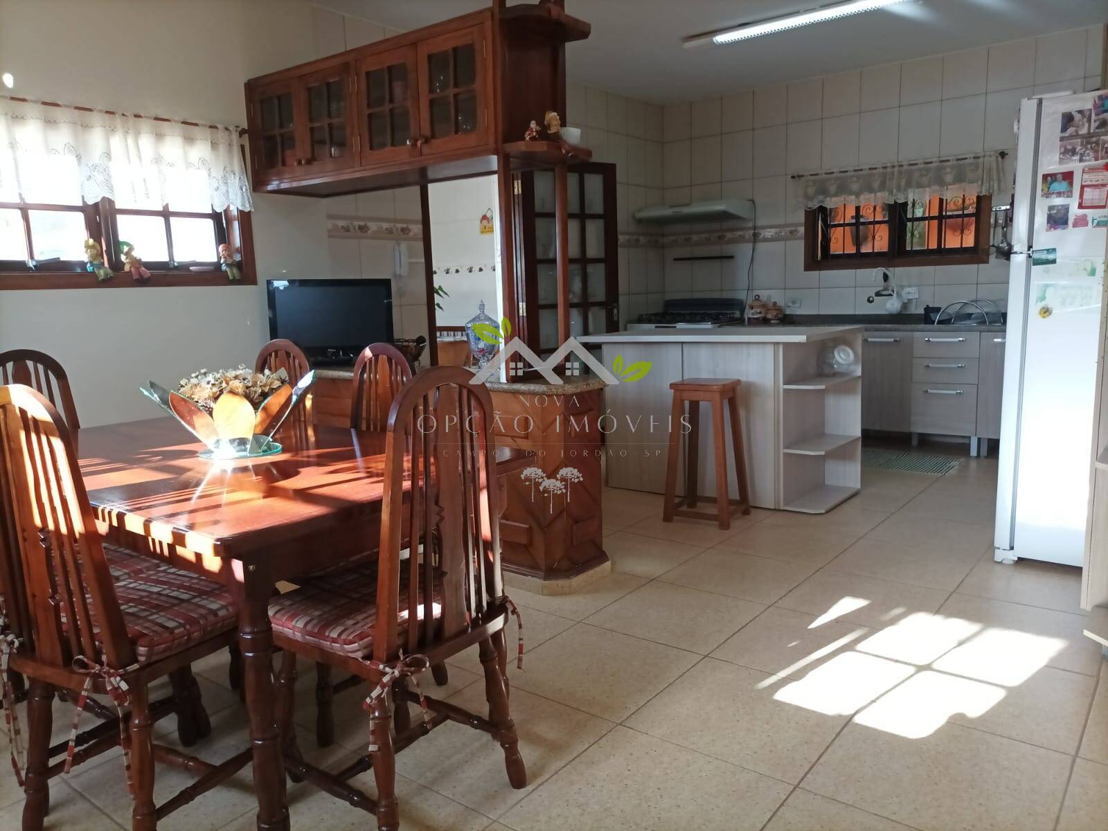 Casa à venda com 5 quartos, 350m² - Foto 14