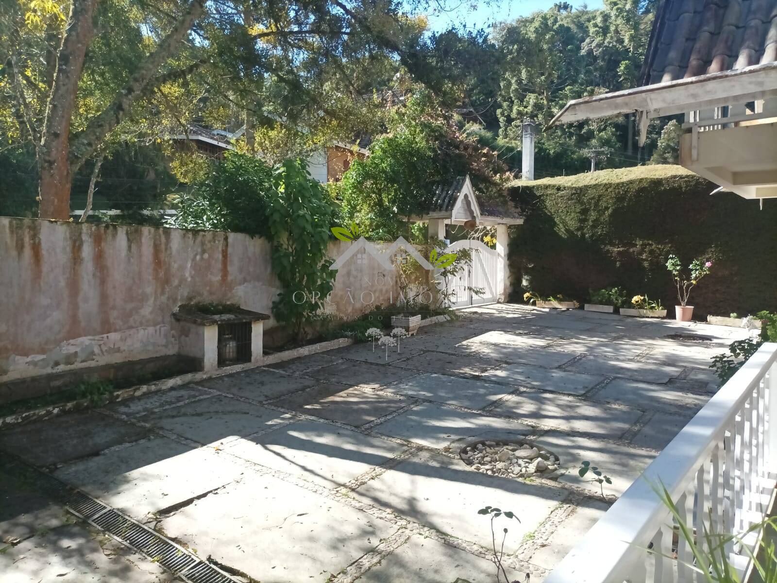 Casa à venda e aluguel com 3 quartos, 400m² - Foto 35