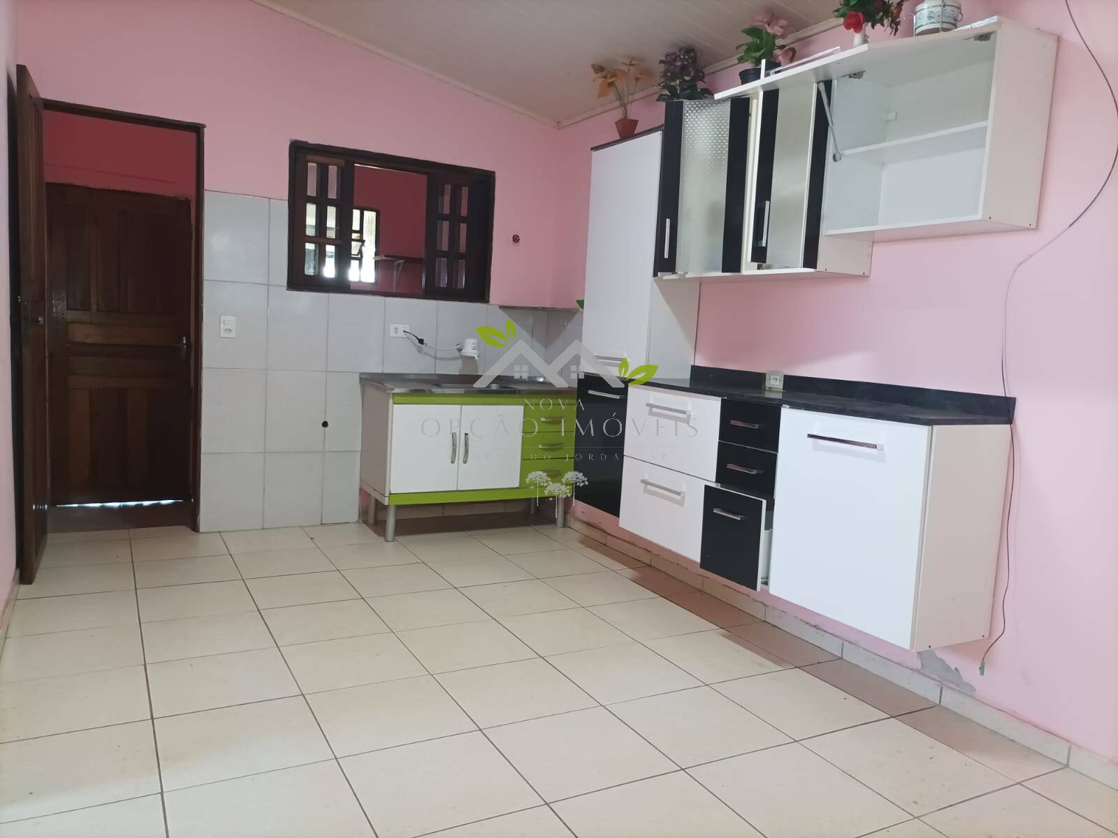 Casa à venda com 2 quartos, 180m² - Foto 6