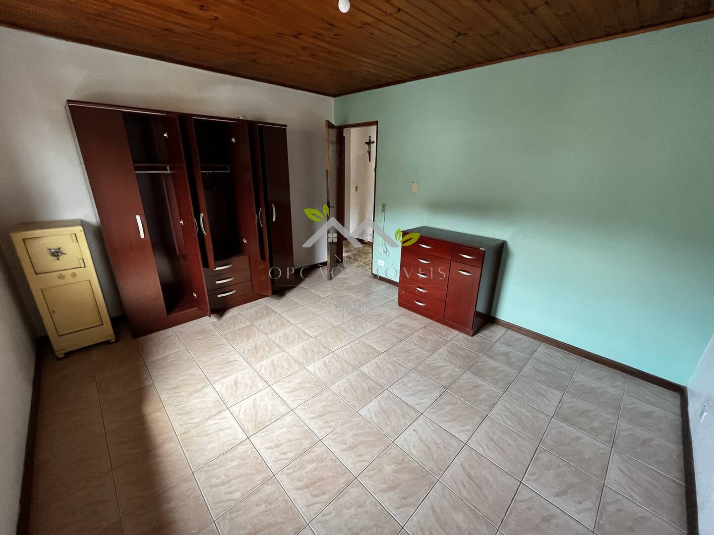 Casa à venda com 2 quartos, 250m² - Foto 8