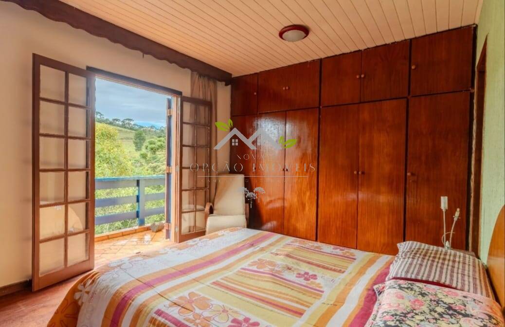 Casa à venda com 4 quartos, 200m² - Foto 12