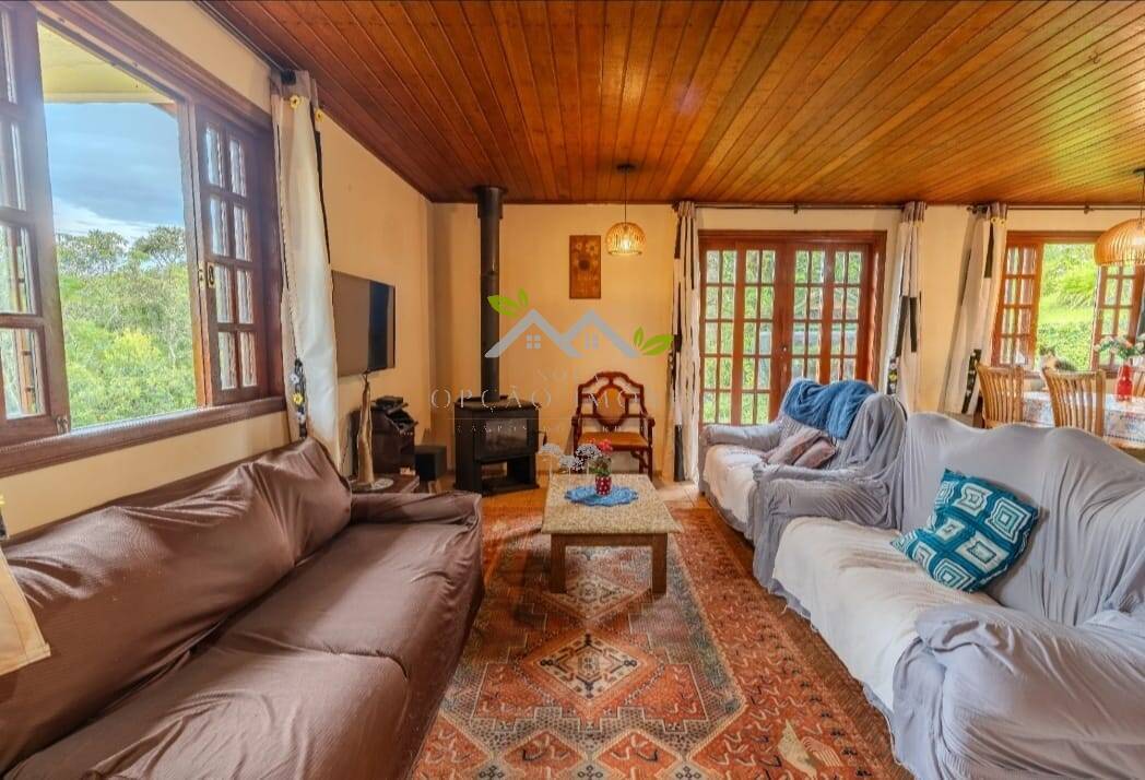 Casa à venda com 4 quartos, 200m² - Foto 5