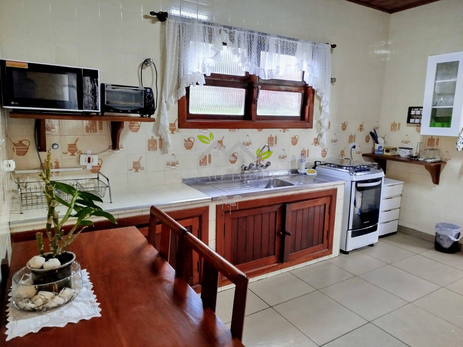 Casa à venda com 4 quartos, 300m² - Foto 14