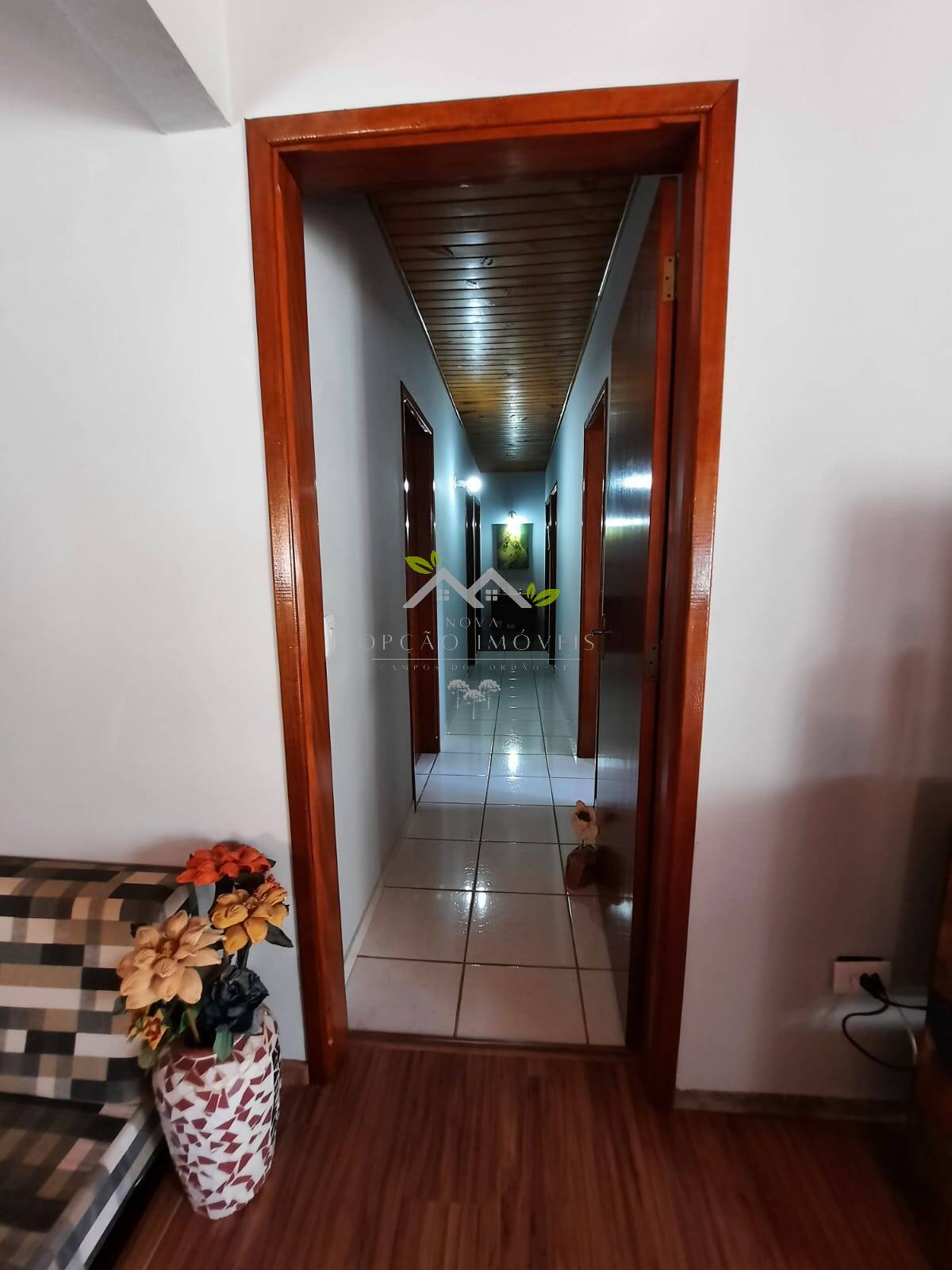 Casa à venda com 5 quartos, 212m² - Foto 13