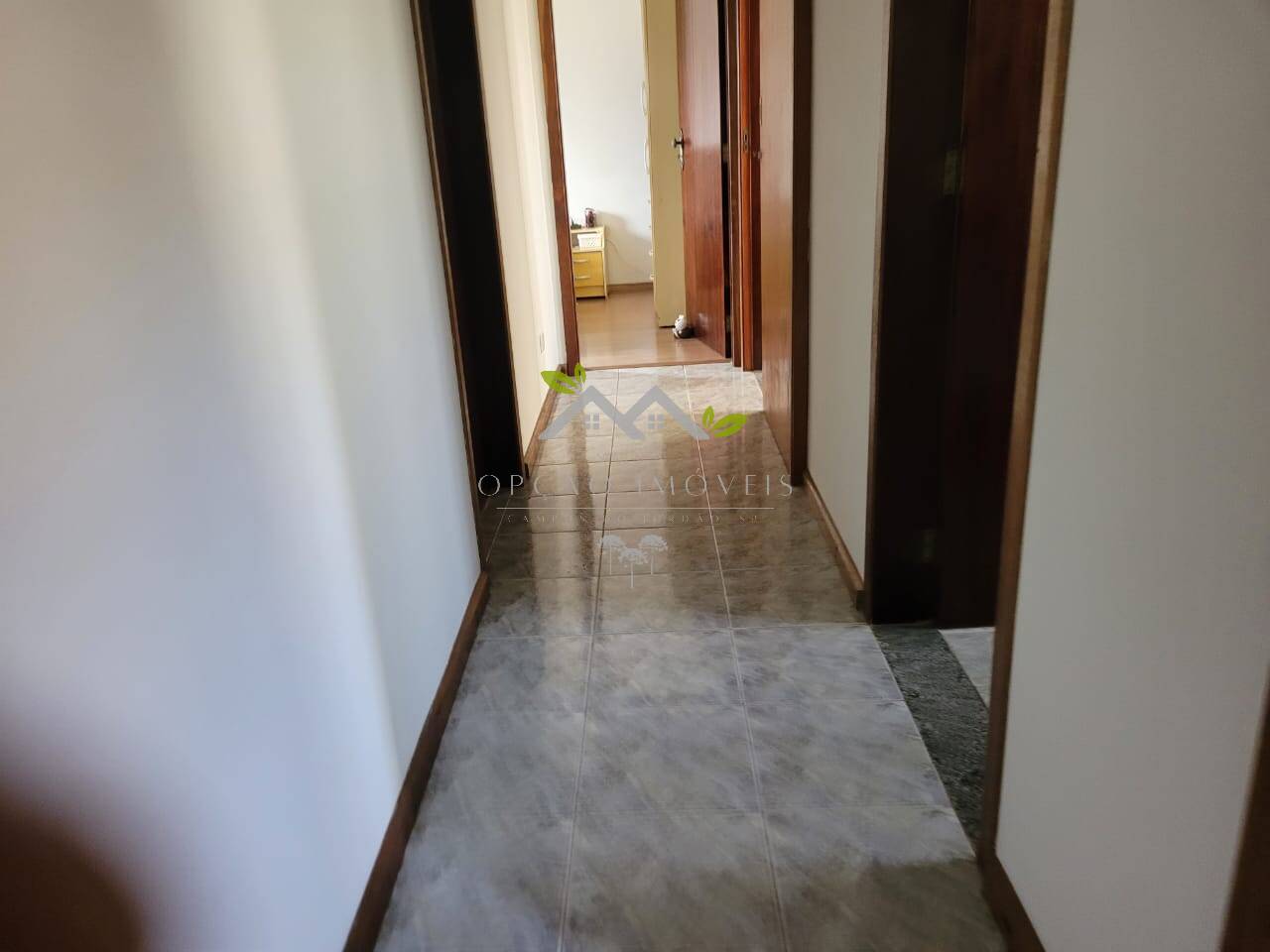 Casa à venda com 4 quartos, 250m² - Foto 11