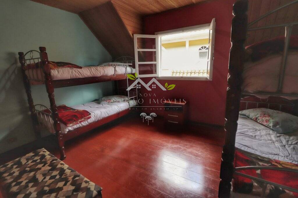 Casa à venda e aluguel com 6 quartos, 184m² - Foto 11