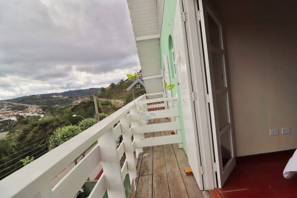 Casa à venda e aluguel com 6 quartos, 184m² - Foto 12