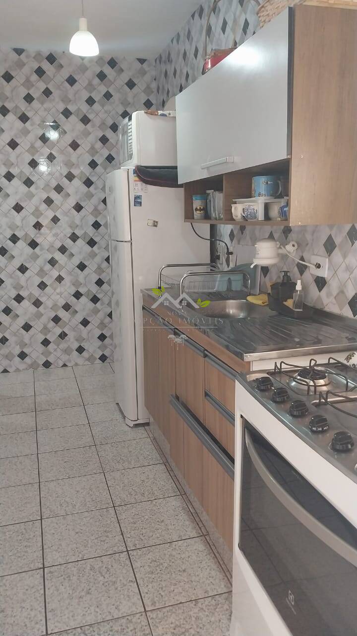 Casa à venda com 3 quartos, 200m² - Foto 6