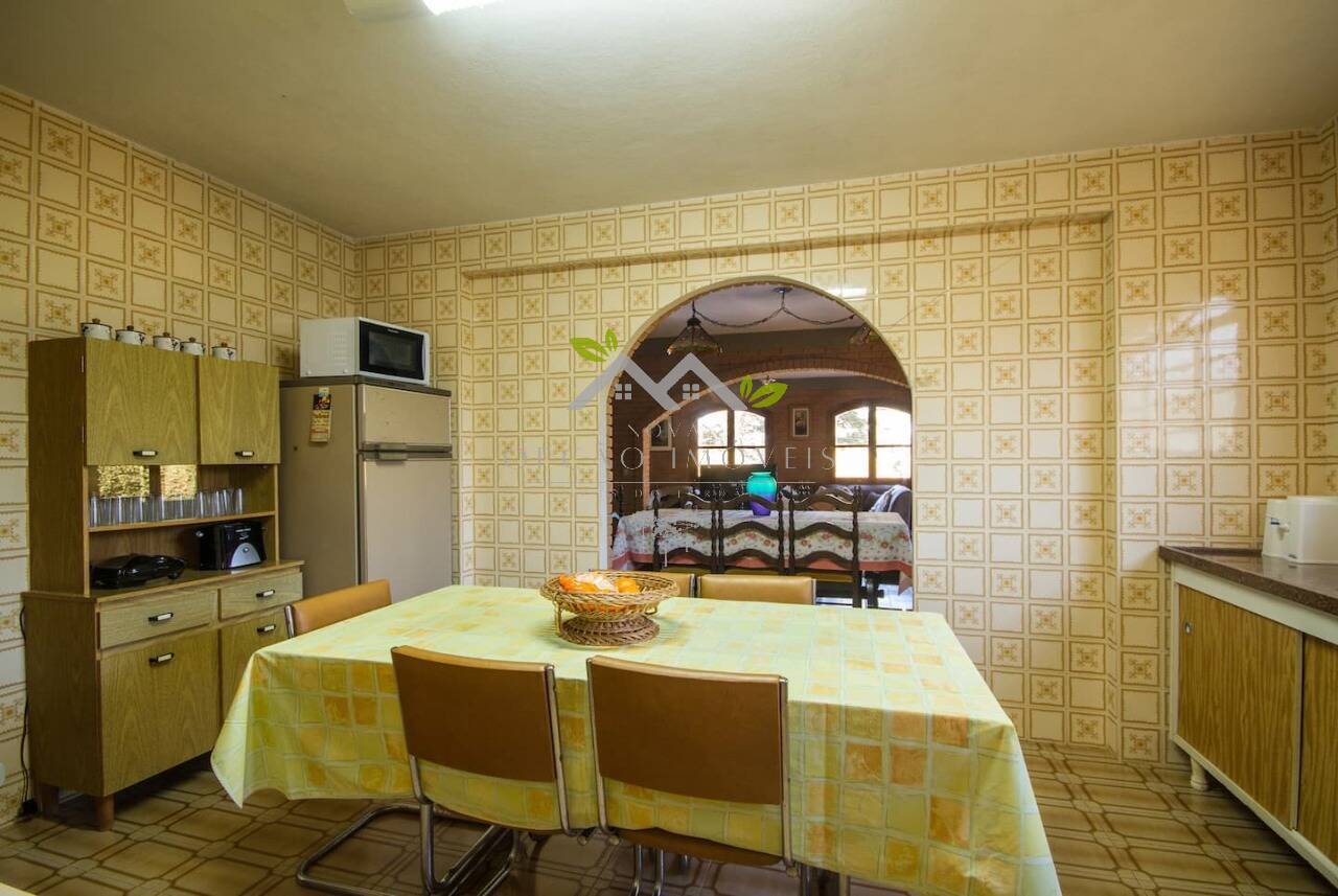 Casa à venda com 3 quartos, 192m² - Foto 14