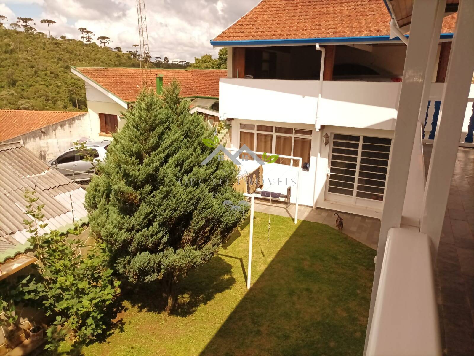 Casa à venda com 5 quartos, 130m² - Foto 4