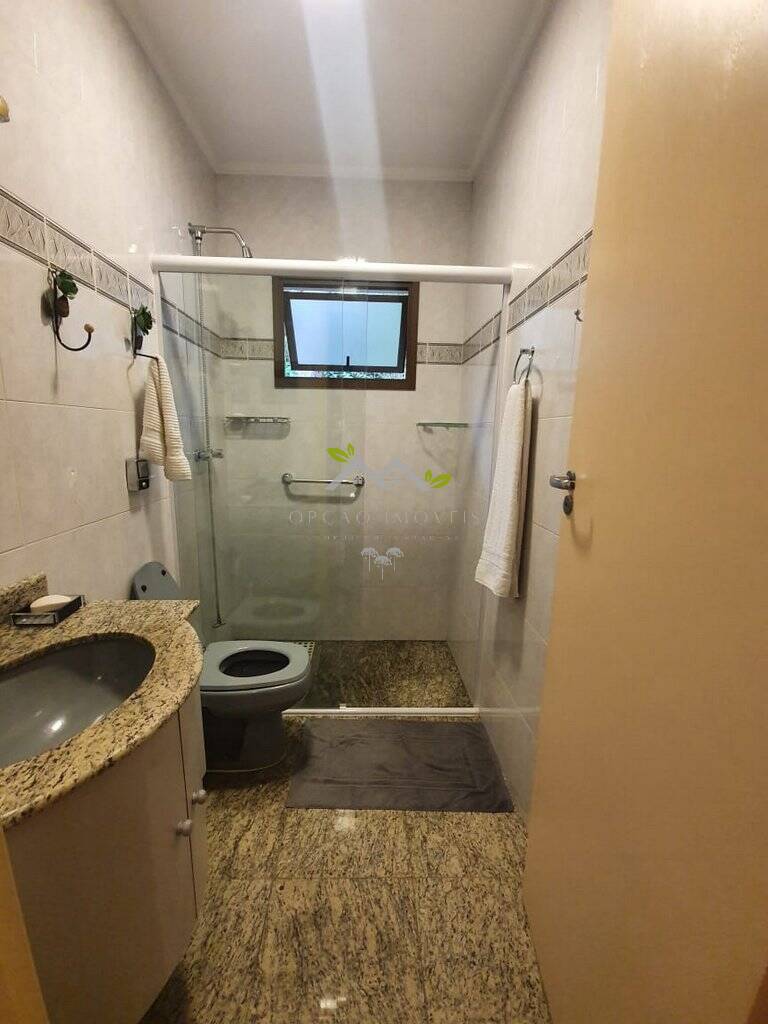 Casa à venda e aluguel com 3 quartos, 272m² - Foto 21